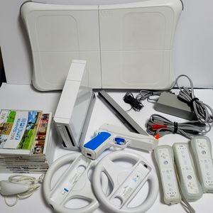 Nintendo wii Bundle set (full system+games+accessories and comple set of chords)